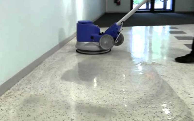 Décapage et métallisation des sols plastiques à Rabat